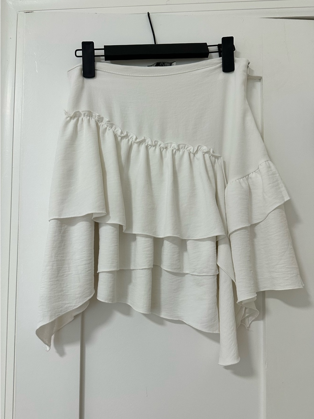 Zara White Asymmetrical Ruffled Layered Skirt